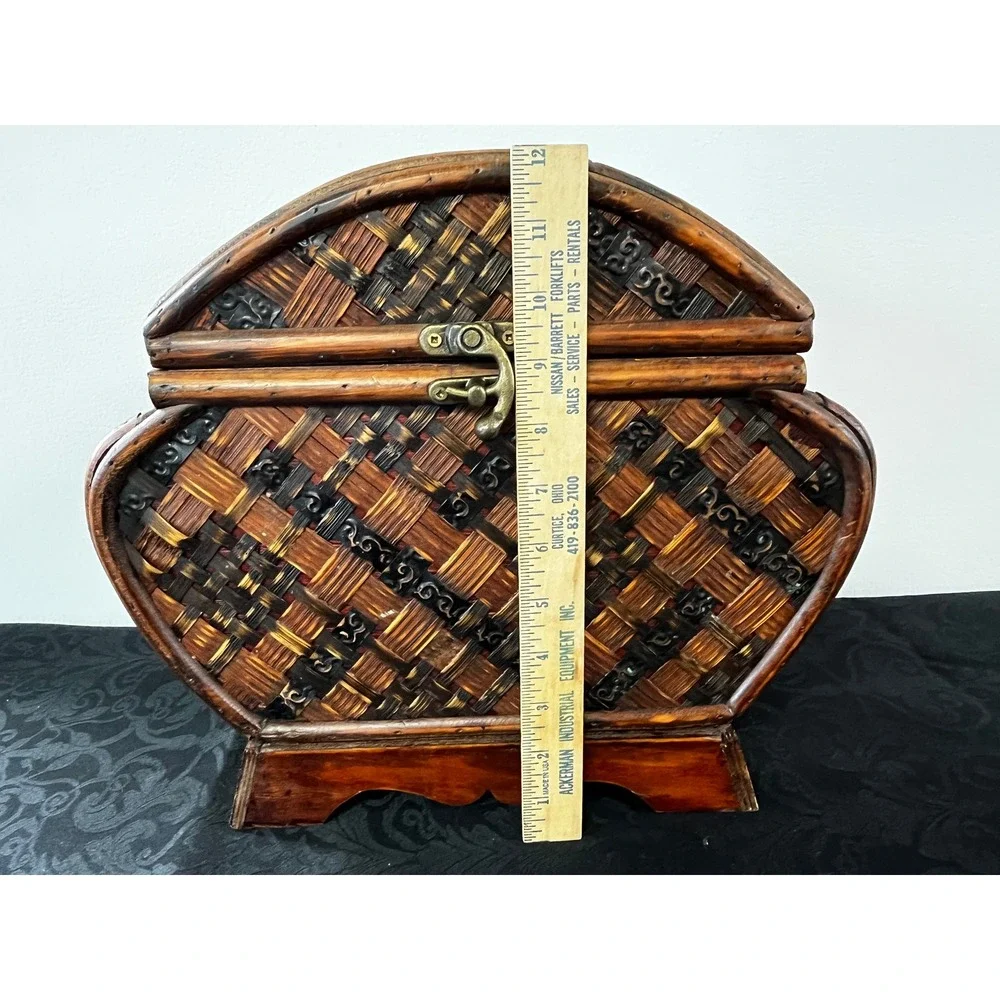 N/A vintage wooden